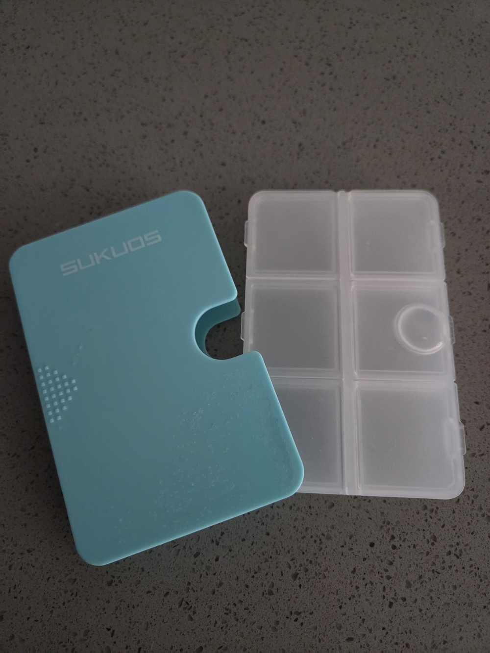 SUKUOS Teal Pill Organizer Case